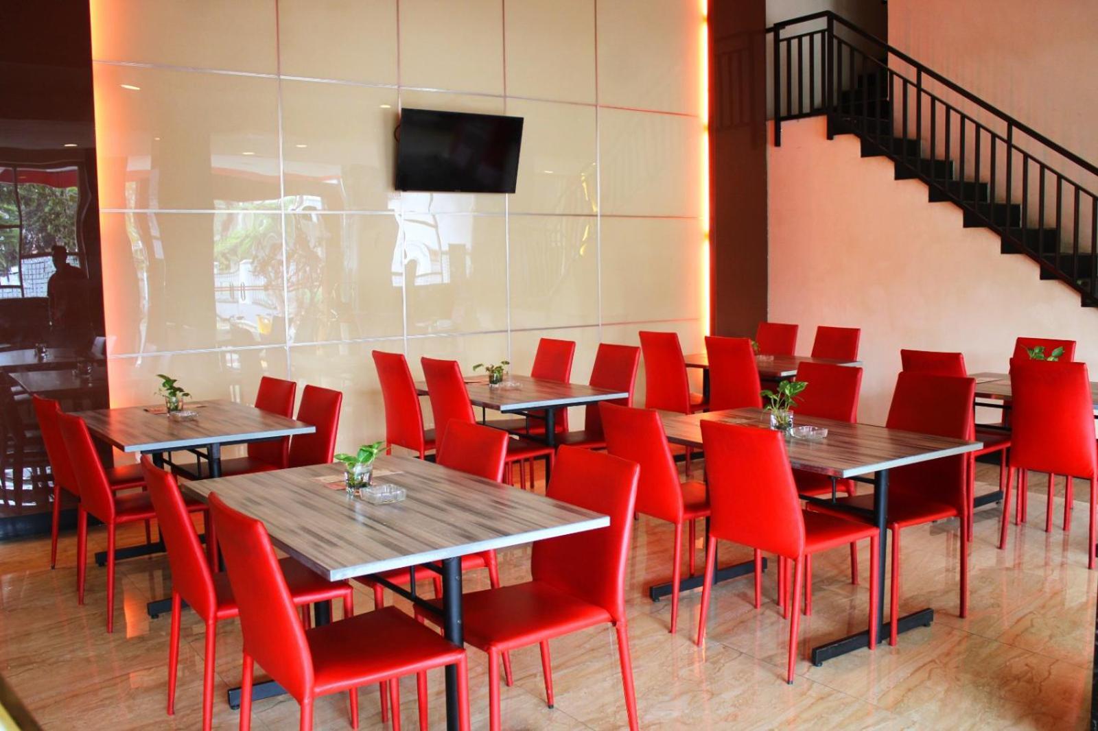 Maleosan Inn Manado Hotel Extérieur photo