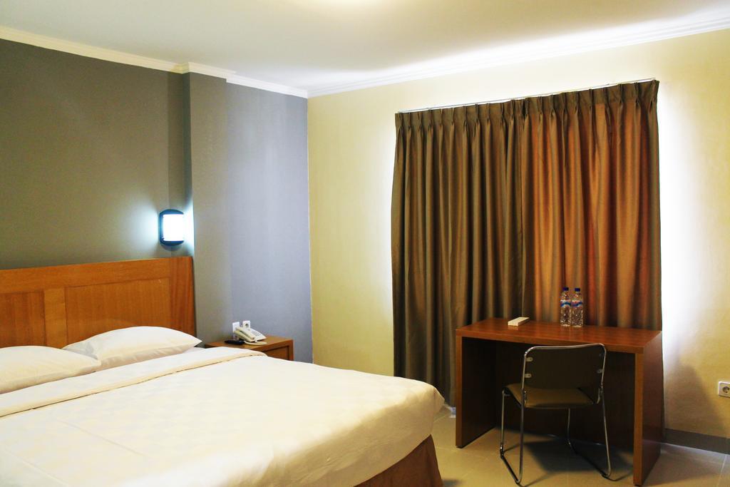 Maleosan Inn Manado Hotel Extérieur photo