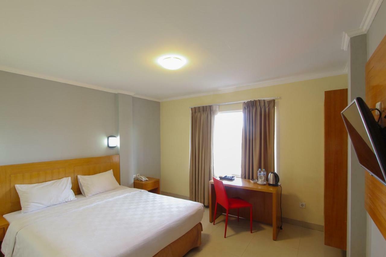 Maleosan Inn Manado Hotel Extérieur photo